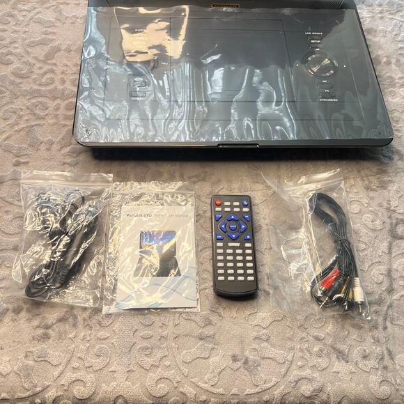 Jekero Multimedia Portable Video Player 17.9" - Picture 6 of 9